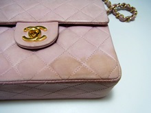 シャネルの全体色補正